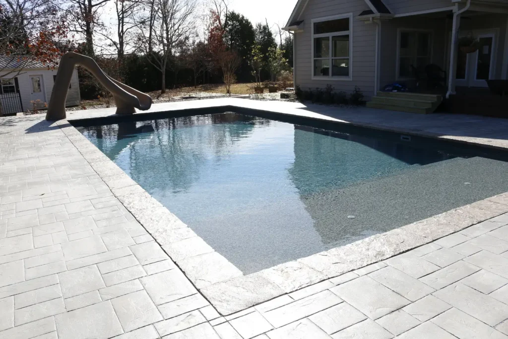 A picture of a Lee Harris rectangular fiberglass pool